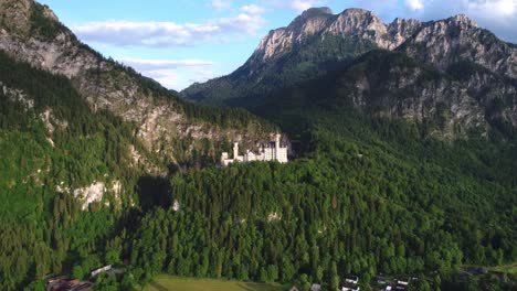 neuschwanstein castle bavarian alps germany