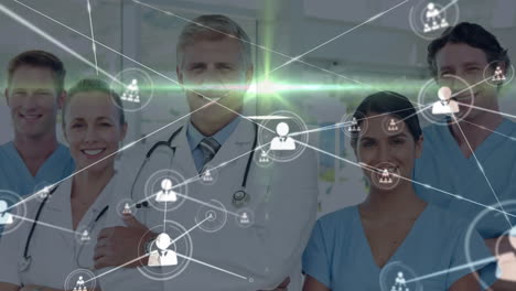 animación de la red de conexiones con iconos sobre diversos médicos