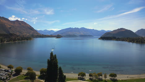 stunning lake wakatipu landscape in queenstown, new zealand