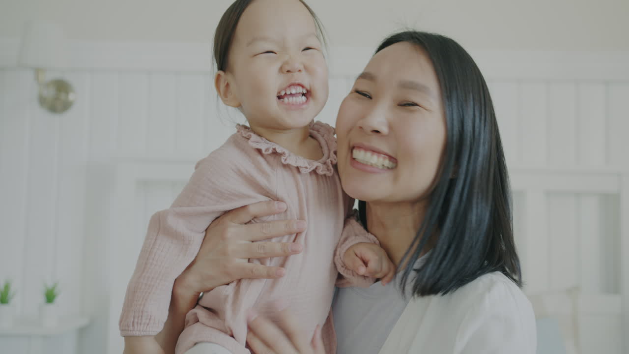 행복한 엄마와 딸