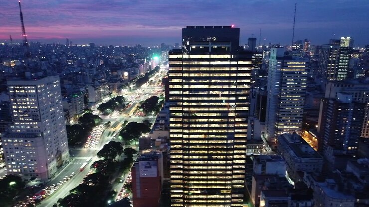 Cidade de Buenos Aires ao anoitecer B