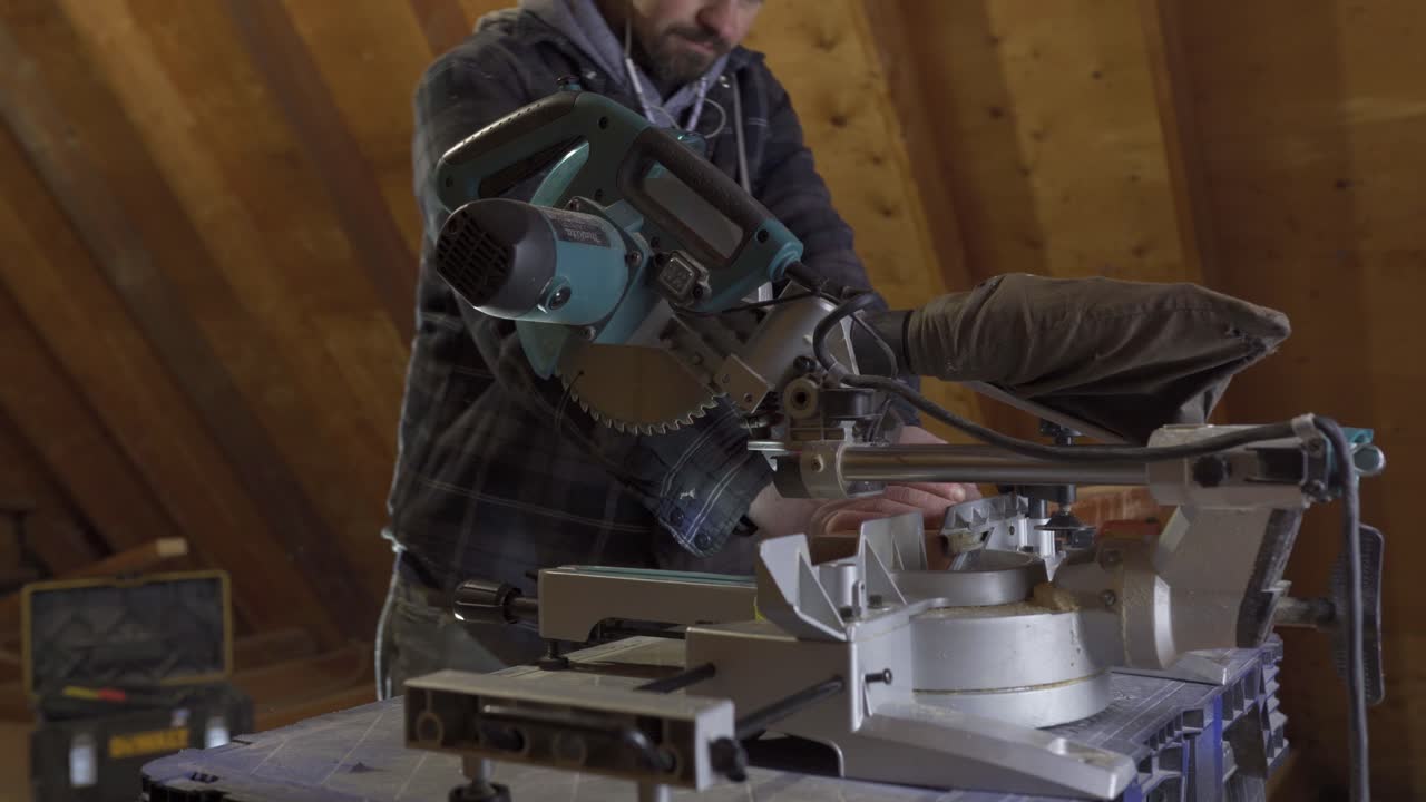 Using a Miter Saw for Woodworking