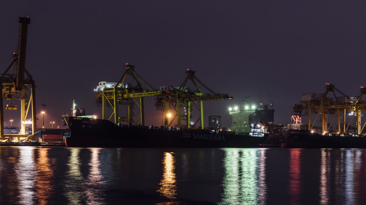 A 4K time lapse of container ships being loaded in Bangkok Port, Thailand.