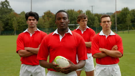 Rugby-Spieler-Stehen-Zusammen