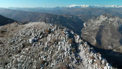 Imágenes-De-Drones-Sobre-Los-Alpes-Franceses