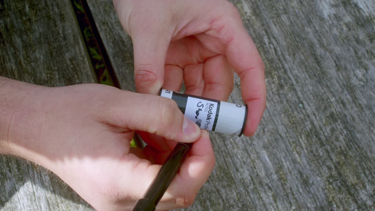 retrato de etiquetado de fotógrafo 400 rollos de película para cámara analógica