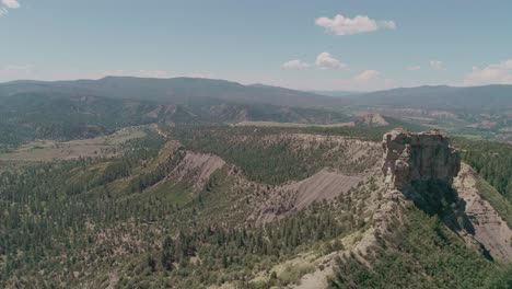 Paisaje-Vista-Aérea-De-Las-Montañas-De-Colorado