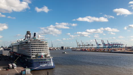 hamburg cruise ship terminal