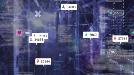 animación del procesamiento de datos y los iconos de las redes sociales a través de servidores informáticos.