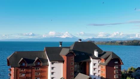 ciudad costera en puerto varas en los lagos chile
