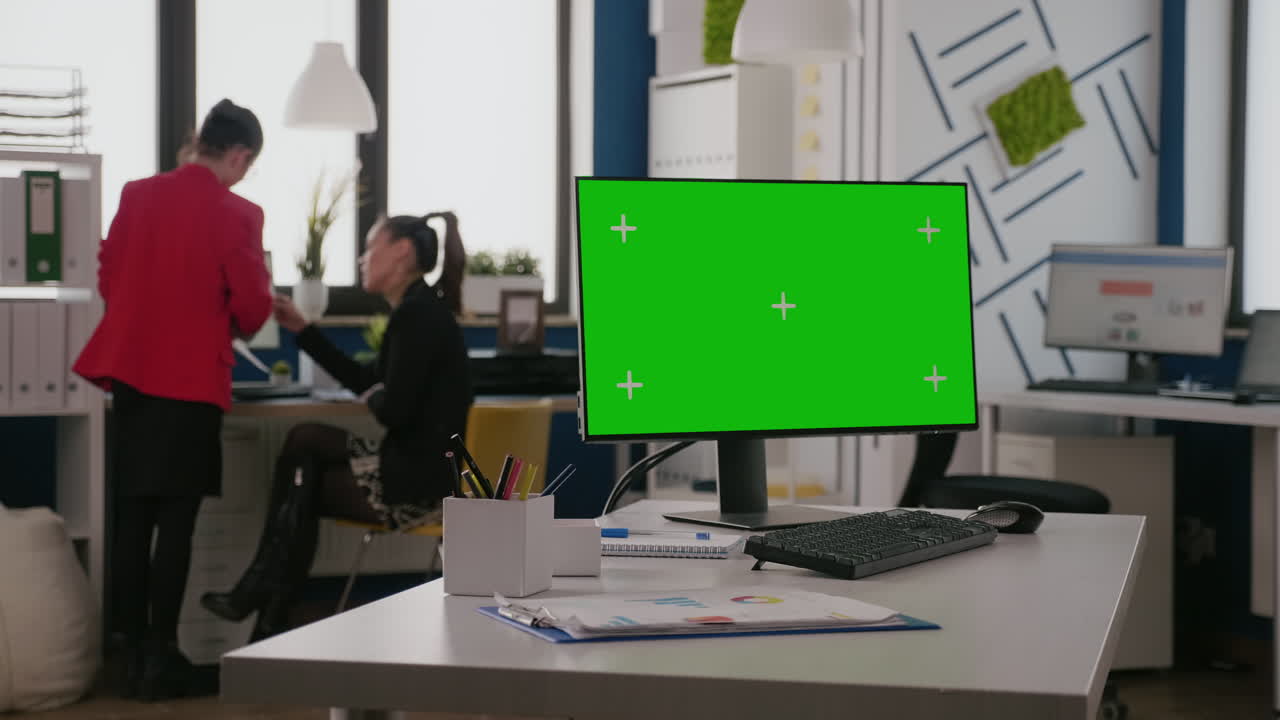 Close up of horizontal green screen on computer