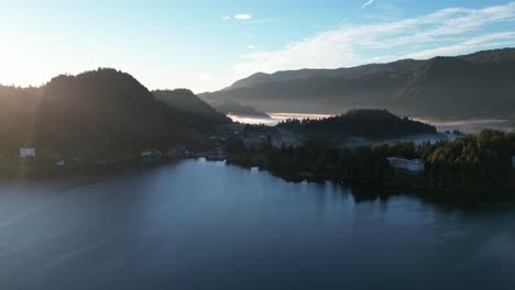 eslovenia durante el otoño. disparo en dji