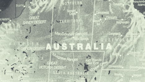 map of australia highlighting central and western regions with deserts and ranges