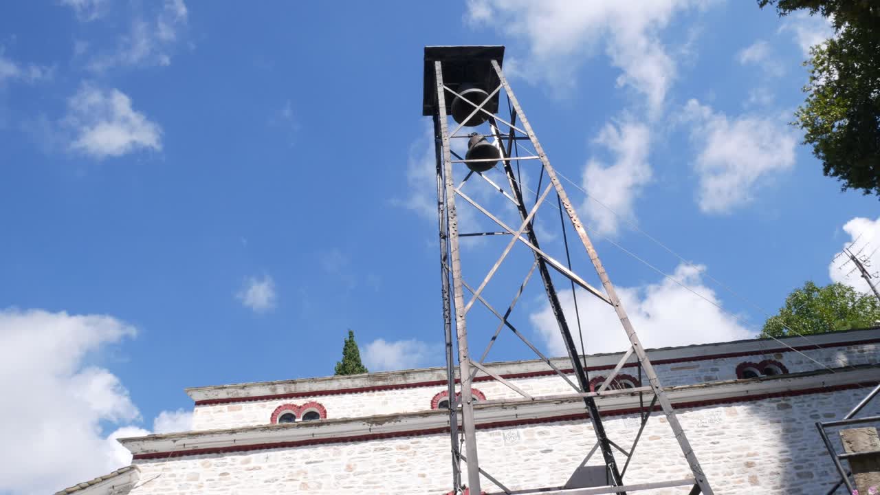 역사적인 교회 의 종탑