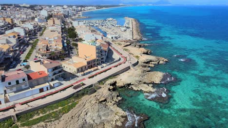 experimente las impresionantes vistas aéreas de can picafort y son baulo en mallorca.