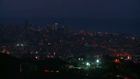 El-Horizonte-De-Beirut,-Líbano-En-La-Noche-1