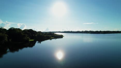 Aerial-zoom-in-of-the-Amazon-river-in-Puerto-Nariño,-Colombia