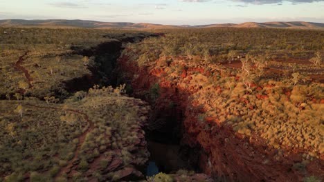 joffre gorge area in middle of australian desert, karijini in western australia