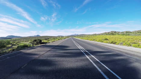 en el camino a una aventura namibiana