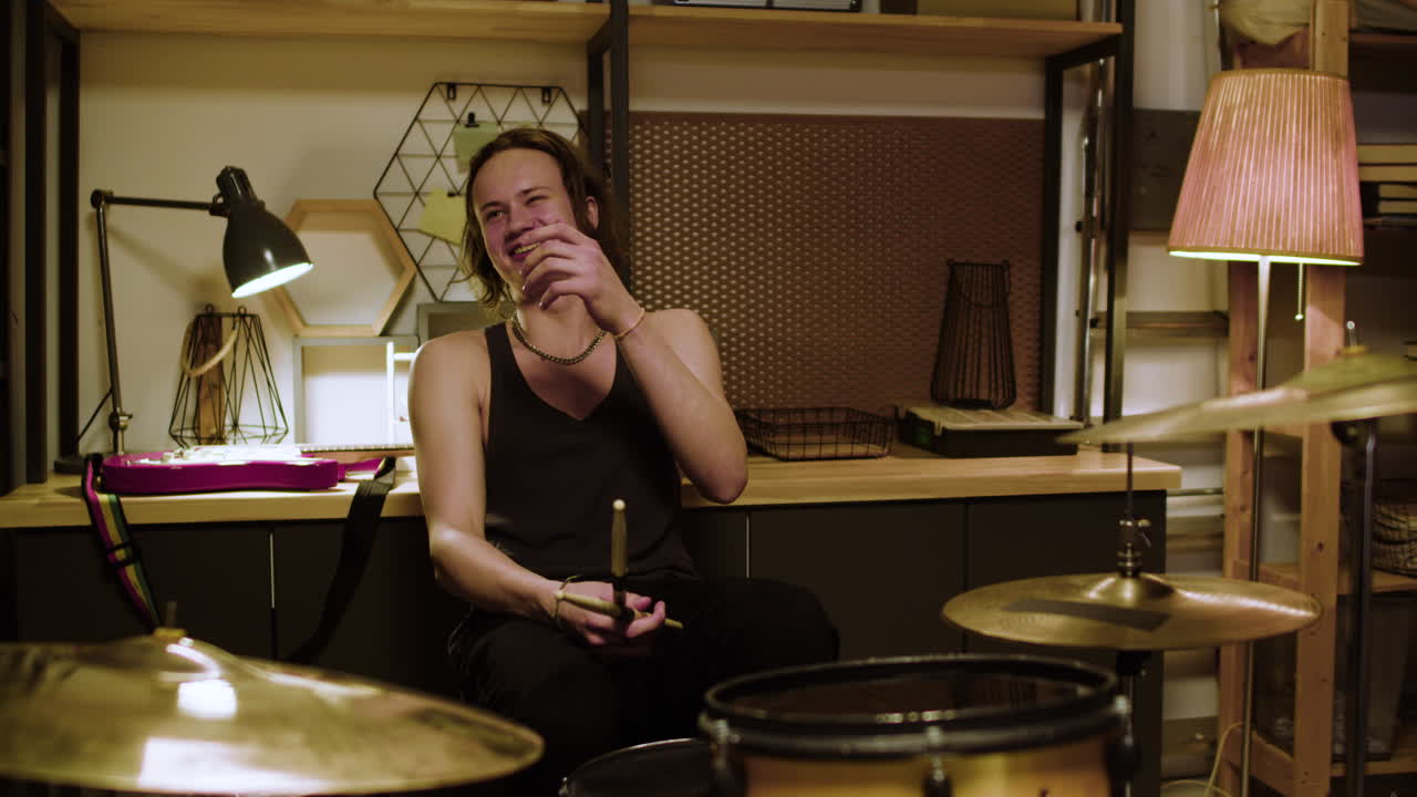 스튜디오의 음악가