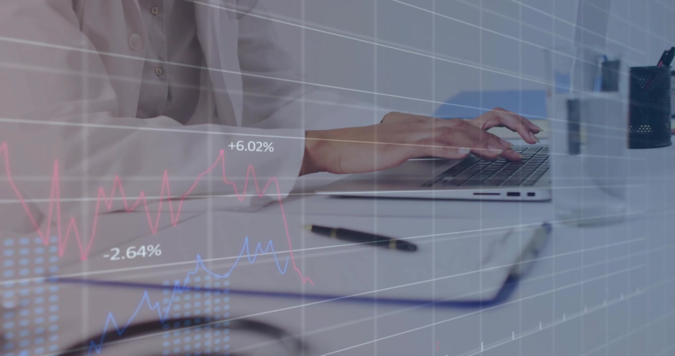 Professionista medico che digita sul laptop in clinica, attivando una griglia, con grafici che monitorano i dati e poi svaniscono