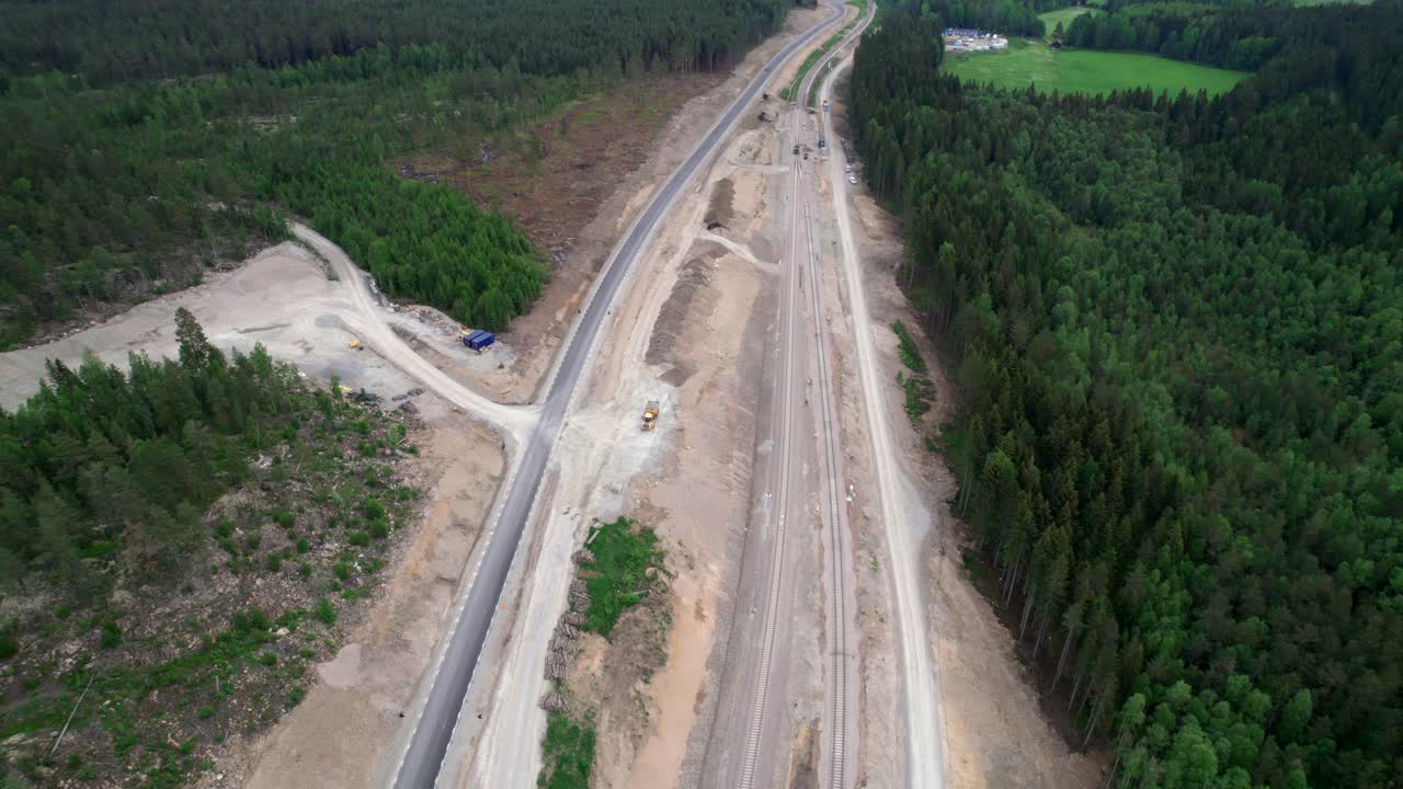 construcción de vías férreas en zonas rurales, construcción de infraestructuras respetuosas con el medio ambiente, revelación aérea