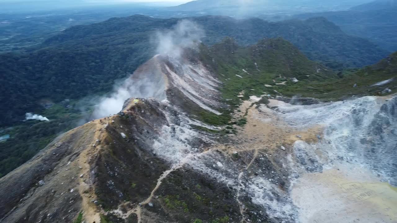 Beautiful vulcano with another vulcano in the back