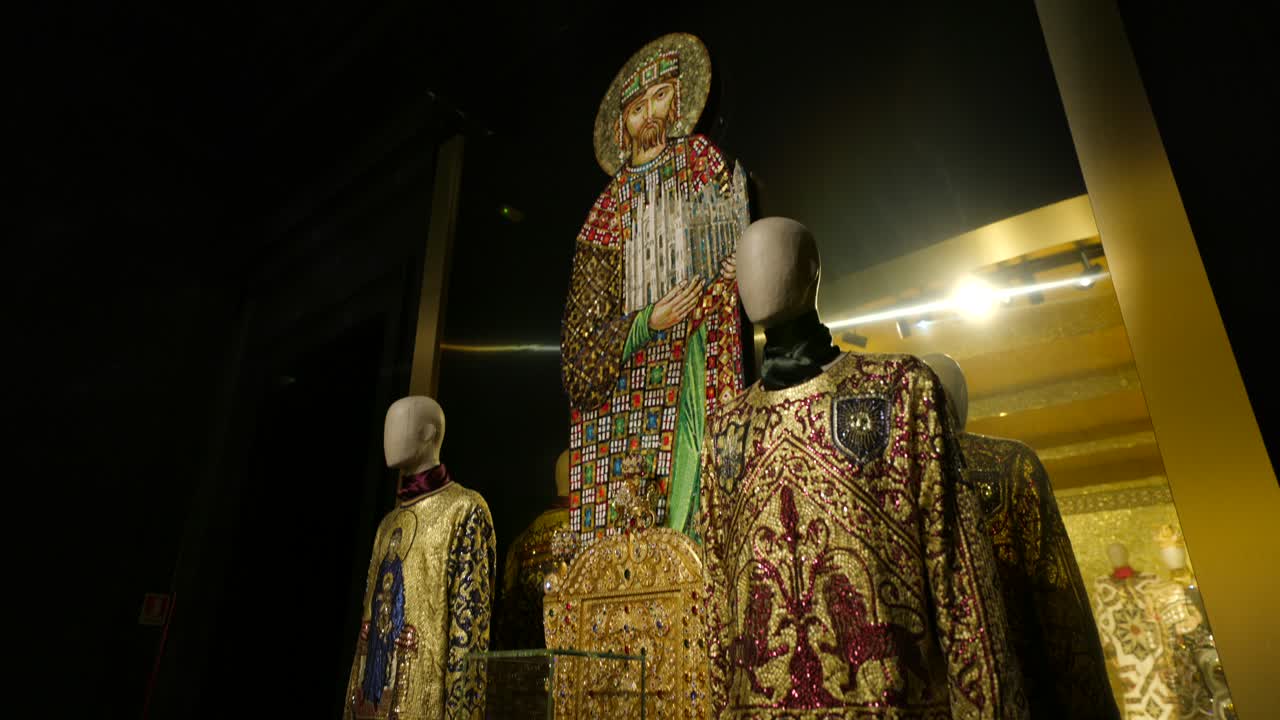 Opulent Dolce & Gabbana Fashion Collection Showcases Religious Mosaics and Gold Embroidery