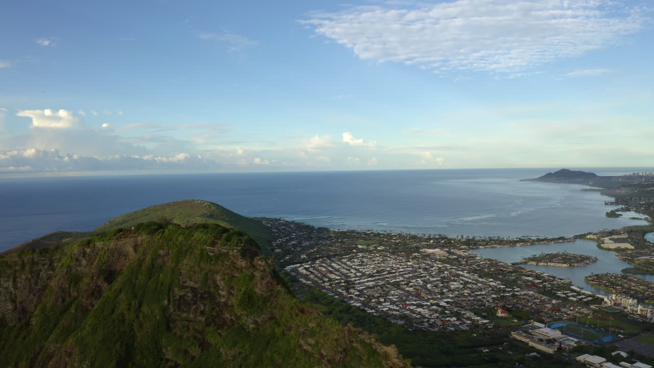 Aerial View Of Beautiful Koko Crater Summit In Oahu, Hawaii