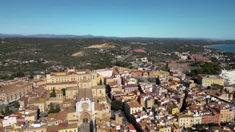 cathedral of tarragona perspective from above