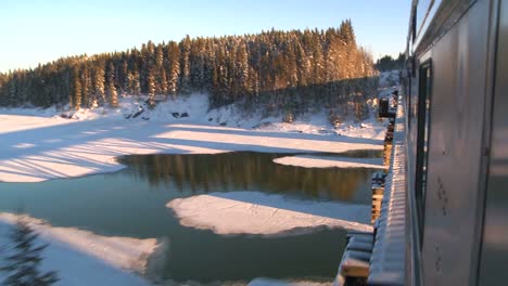 POV-of-a-VIA-rail-train-passing-through-the-Canada-arctic-1