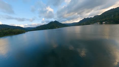 Wasserkraftwerk-Bei-Arecibo-Puerto-Rico-1-Fpv-Drohne