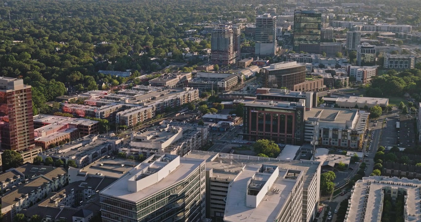 Charlotte Nord-Carolina Luftfoto v67 fugleperspektiv overflyvning over nabolagene South End, Brookhill og Wilmore med moderne utvikling - Skutt med Inspire 3 8k - 1. oktober 2023.