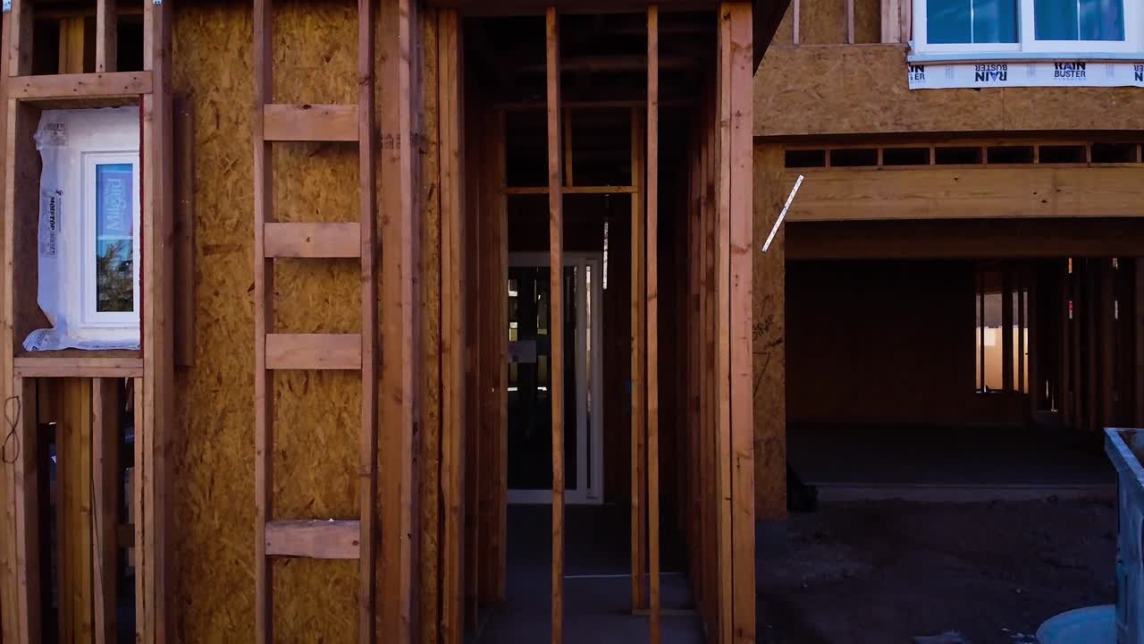 Drohnenaufnahme einer Baustelle
