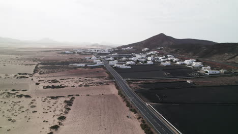 soo village in lanzarote with pico colorado