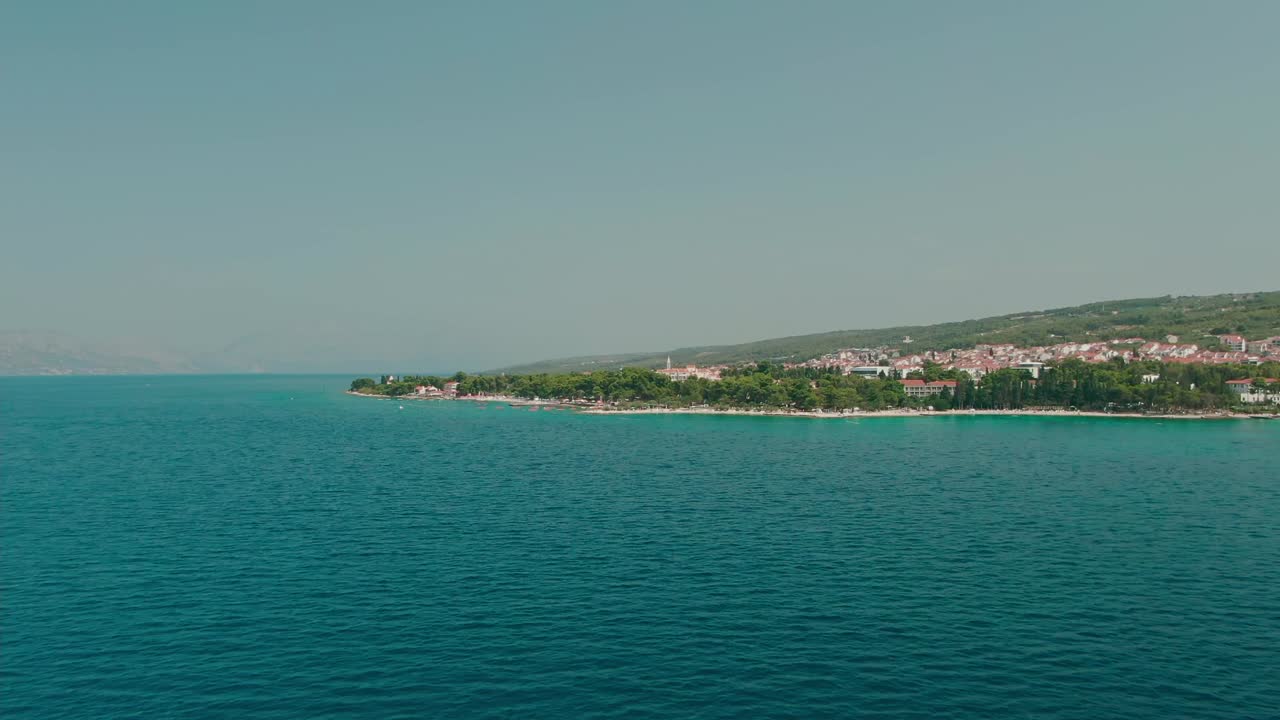 croacia costa aérea playas azul agua naturaleza limpio soleado vacaciones