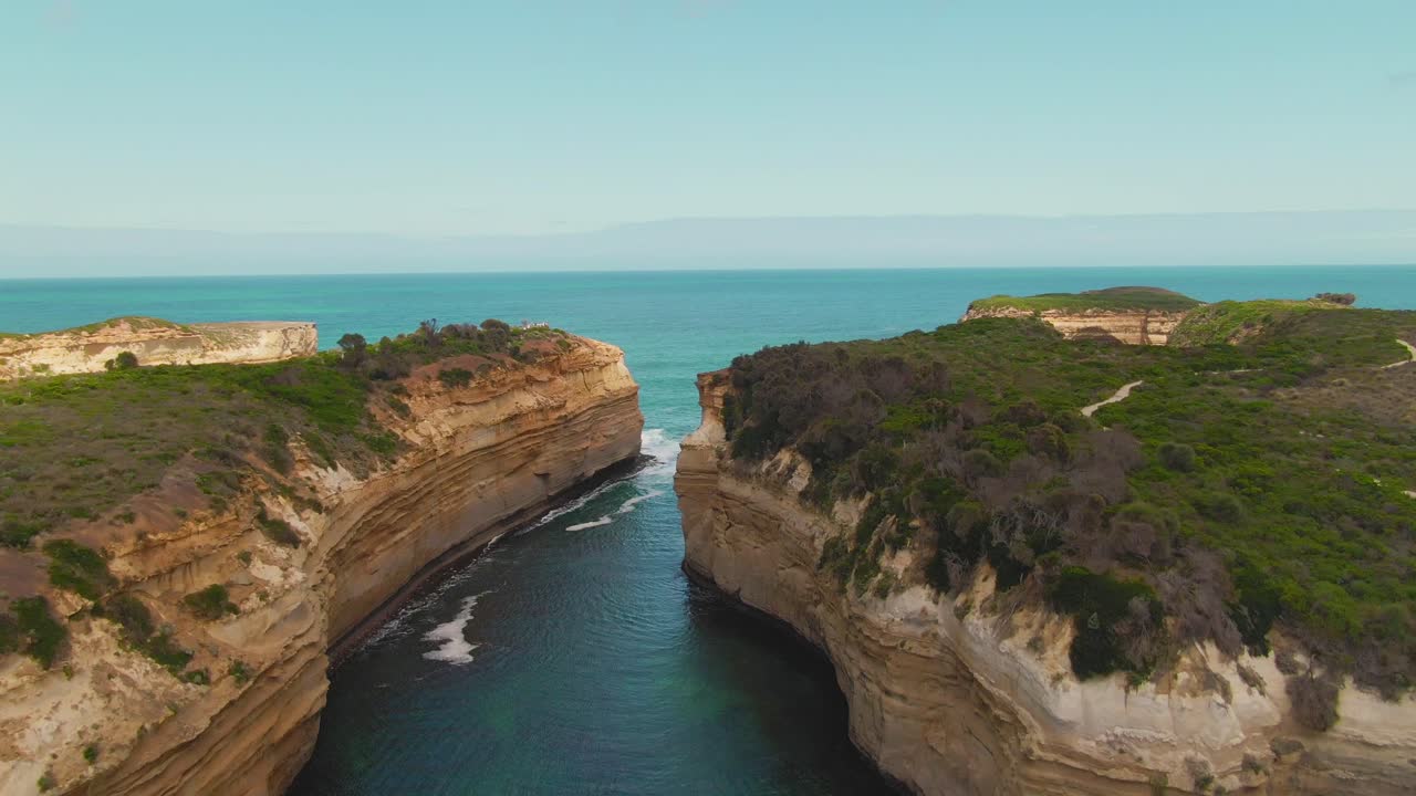 4k aéreo loch ard gorge beach drone jib up