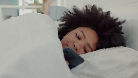 Black-woman,-bedroom-and-phone-wake-up-to-social