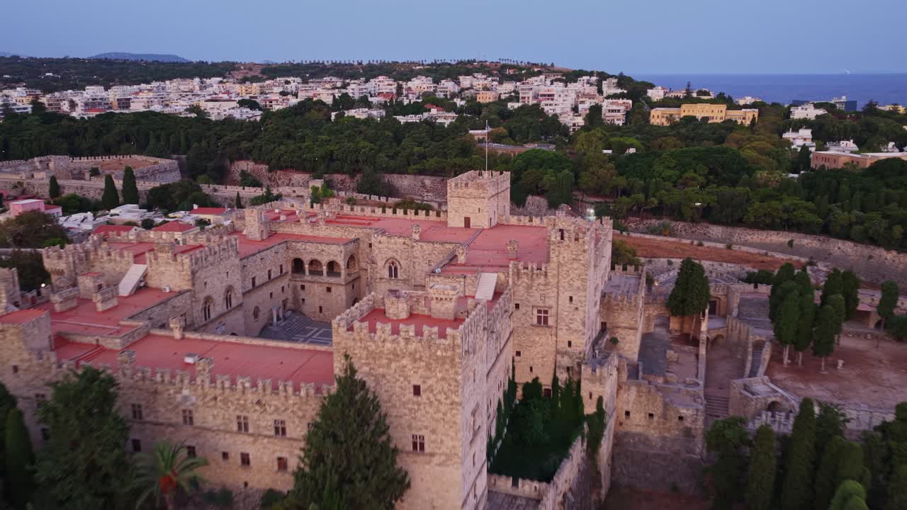 Vista aérea do Palácio do Grão-Mestre dos Cavaleiros de Rodes
