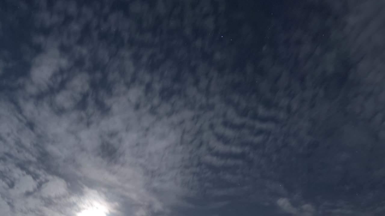 밝은 달빛 광선 n 렌즈 플레어 효과 별빛 밤하늘