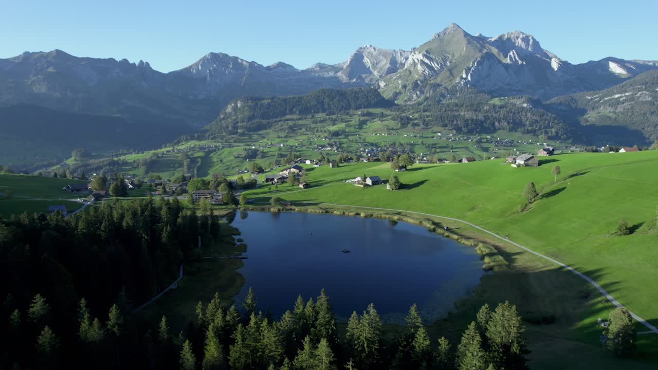 schwendisee, toggenburg, st. galle, suiza