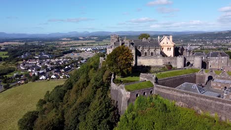 Cinematic-drone-shot-in-Stirling,-Scotland