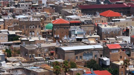 Acre-Tejados-De-La-Ciudad-Vieja-Con-Cúpulas-De-Mezquitas-Y-Torres-De-Iglesias