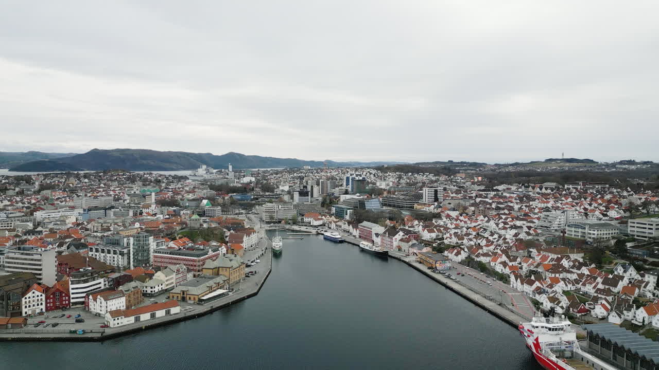 Ilmakuva kuuluisasta historiallisesta kaupunginosasta Stavangerissa, Rogalandissa, Norjassa