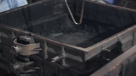 melting iron casting in foundry - horizontal view.mp4