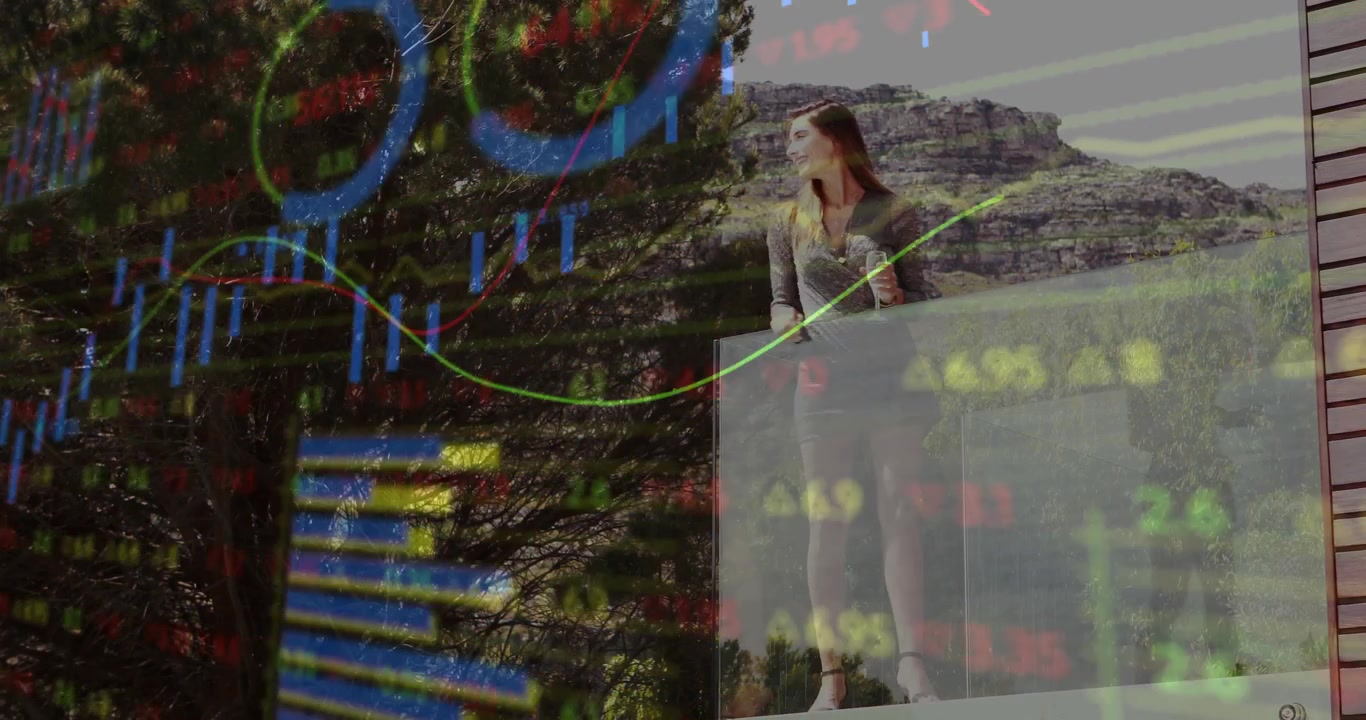 Gráficos financieros animados apareciendo gradualmente mientras una mujer bebe vino en un balcón, moviéndose y analizando el mercado.