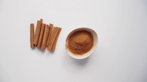 cinnamon sticks and powder