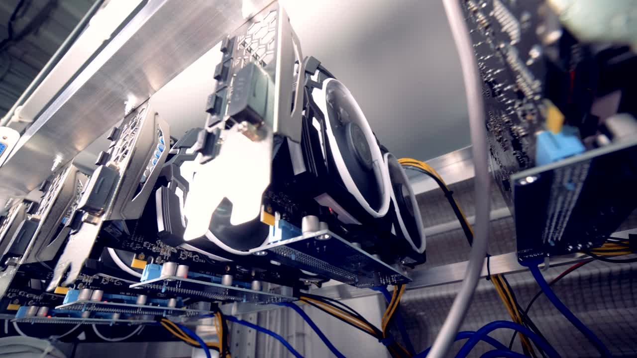 Cryptocurrency mining process carried out by a line of graphic cards