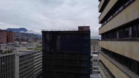 discovering nemqueteba building a skyward journey through bogotá's iconic landmark throttle up