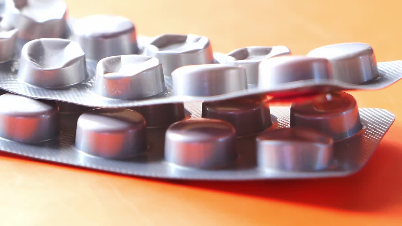 primer plano de un paquete de pastillas en blister